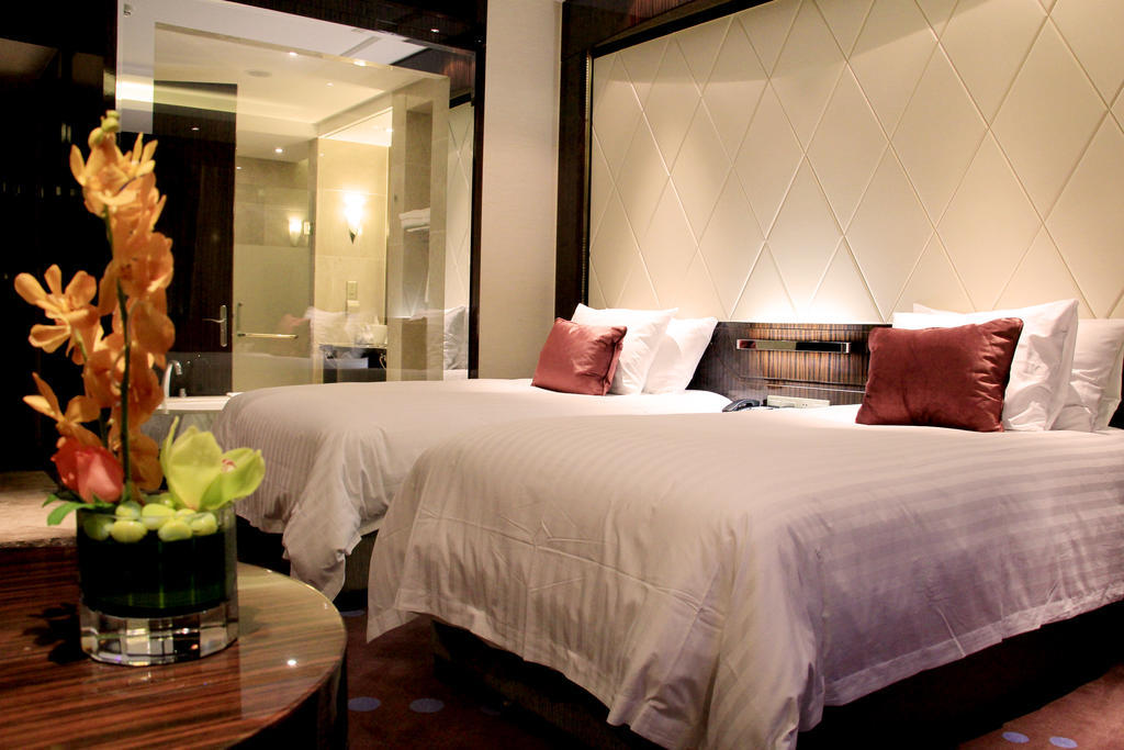 New Century Grand Hotel Nanxun Huzhou Oda fotoğraf