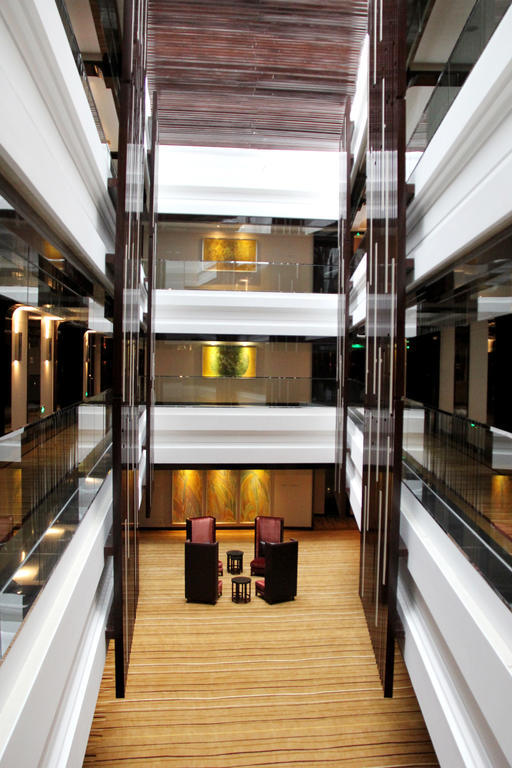 New Century Grand Hotel Nanxun Huzhou Oda fotoğraf